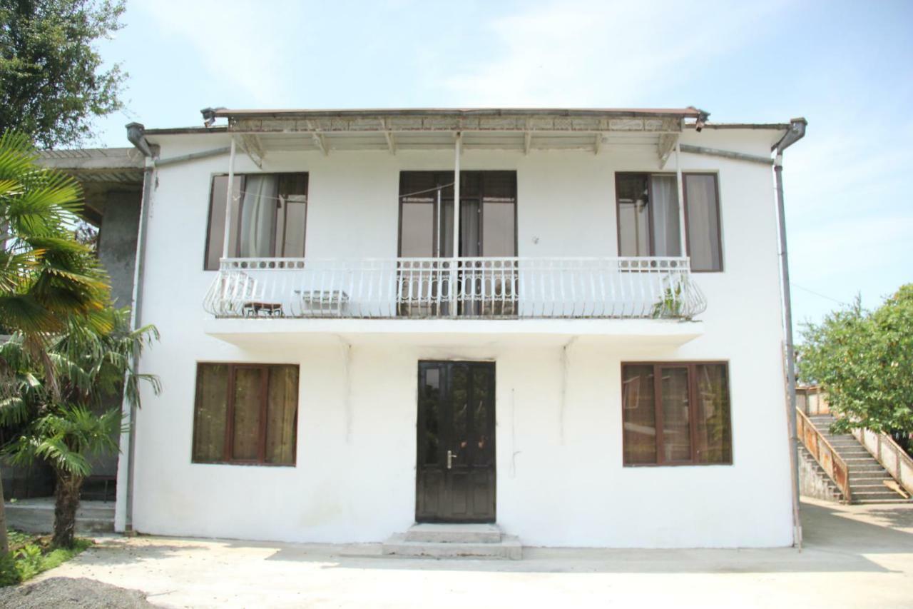 Lukas'S House Hotel Kobuleti Exterior photo